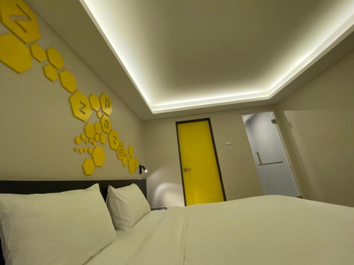 Hotel Z Zpaze กรุงเทพมหานคร ภายนอก รูปภาพ