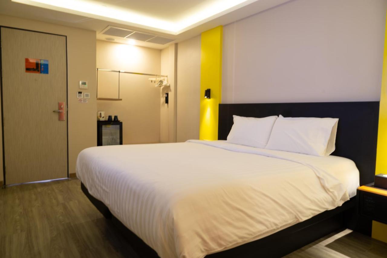 Hotel Z Zpaze กรุงเทพมหานคร ภายนอก รูปภาพ
