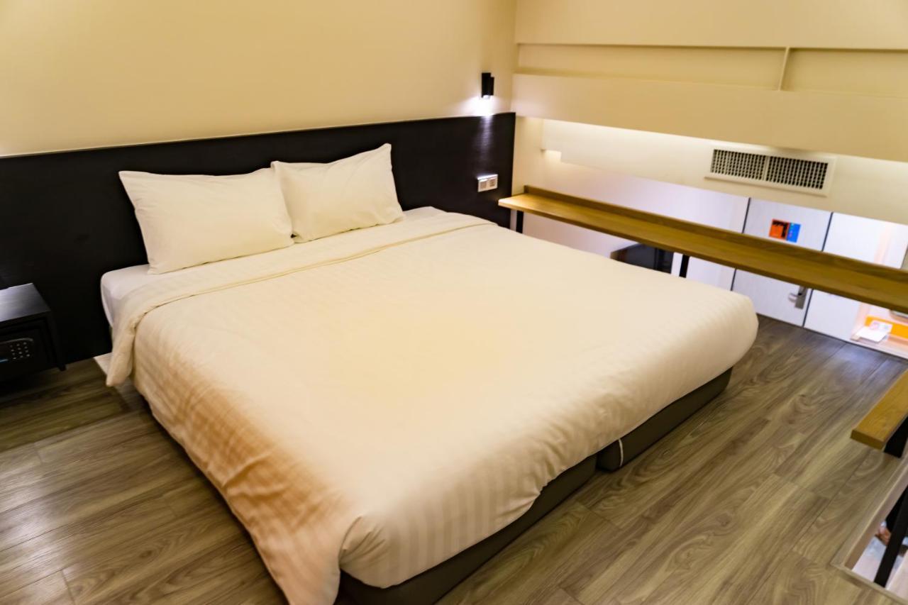 Hotel Z Zpaze กรุงเทพมหานคร ภายนอก รูปภาพ