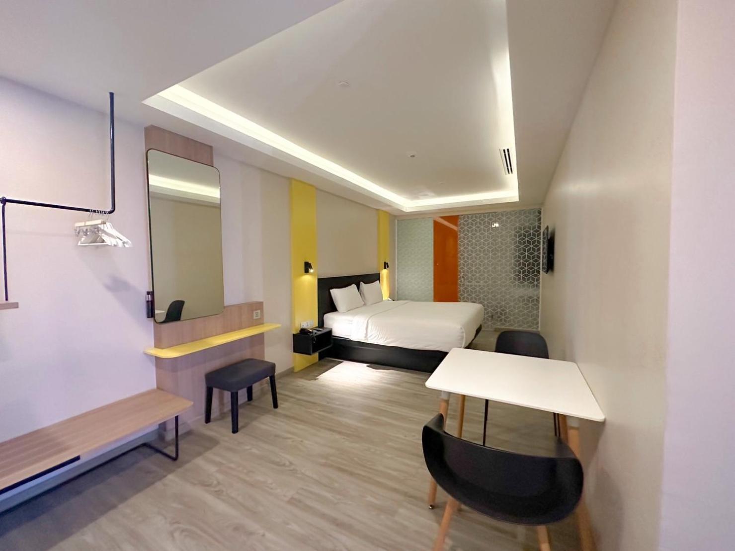 Hotel Z Zpaze กรุงเทพมหานคร ภายนอก รูปภาพ